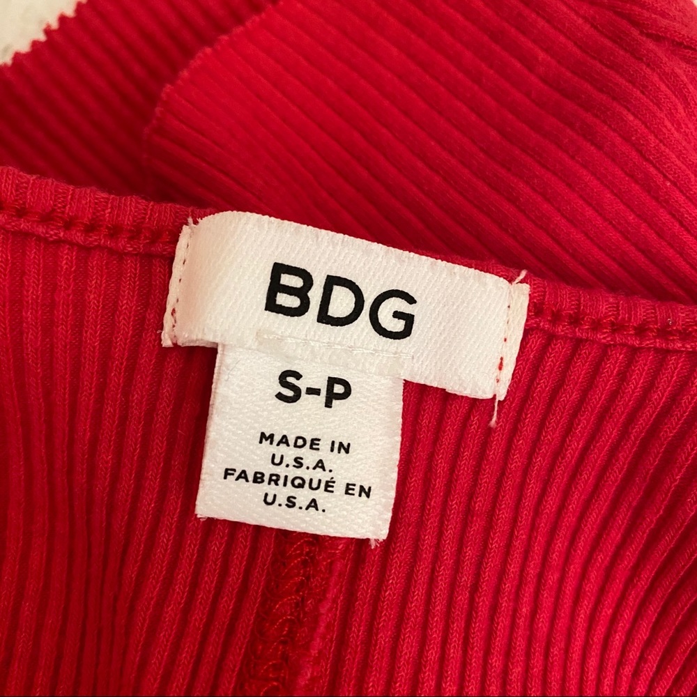 UO Red Ribbed Crop Tank - Picture 5 of 6